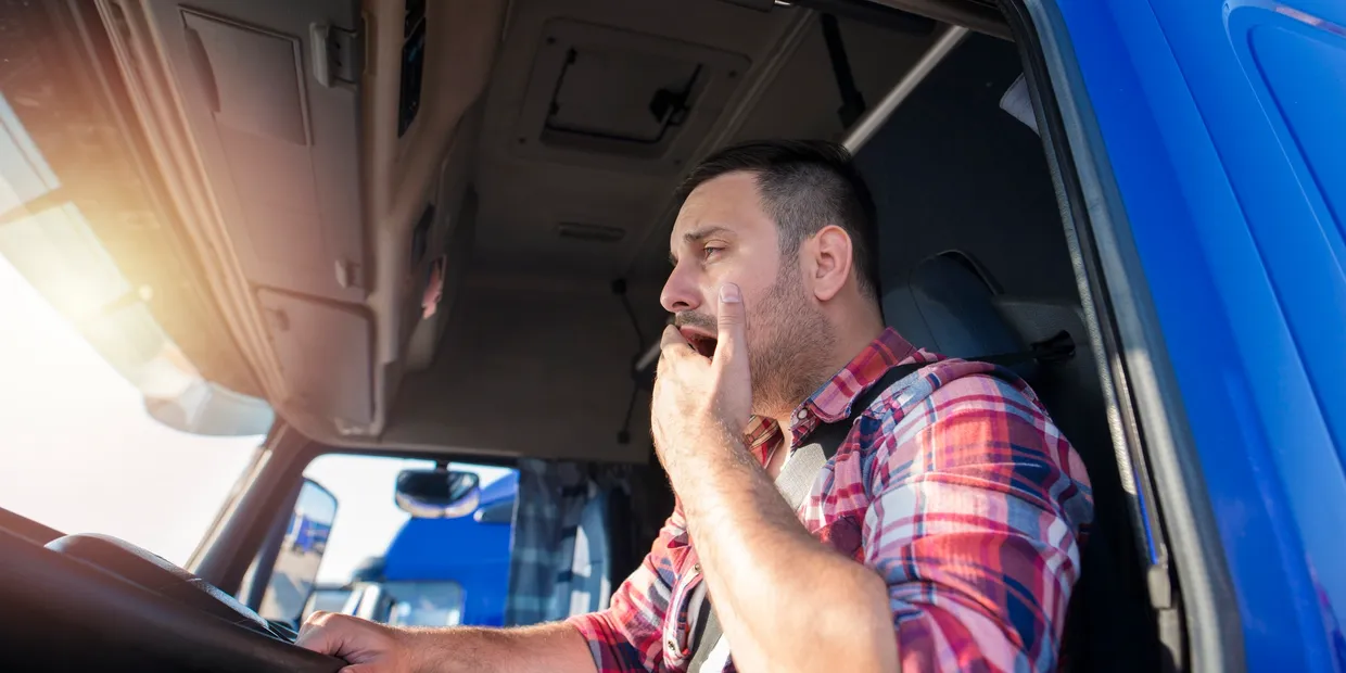 Most common causes of truck crashes